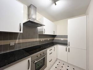 Photo 8- click for photo gallery